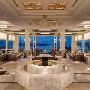 Swissotel Lobby Istanbul