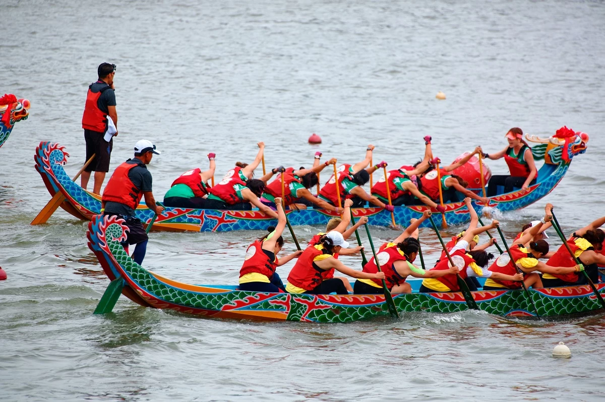 dragon boat race in istanbul